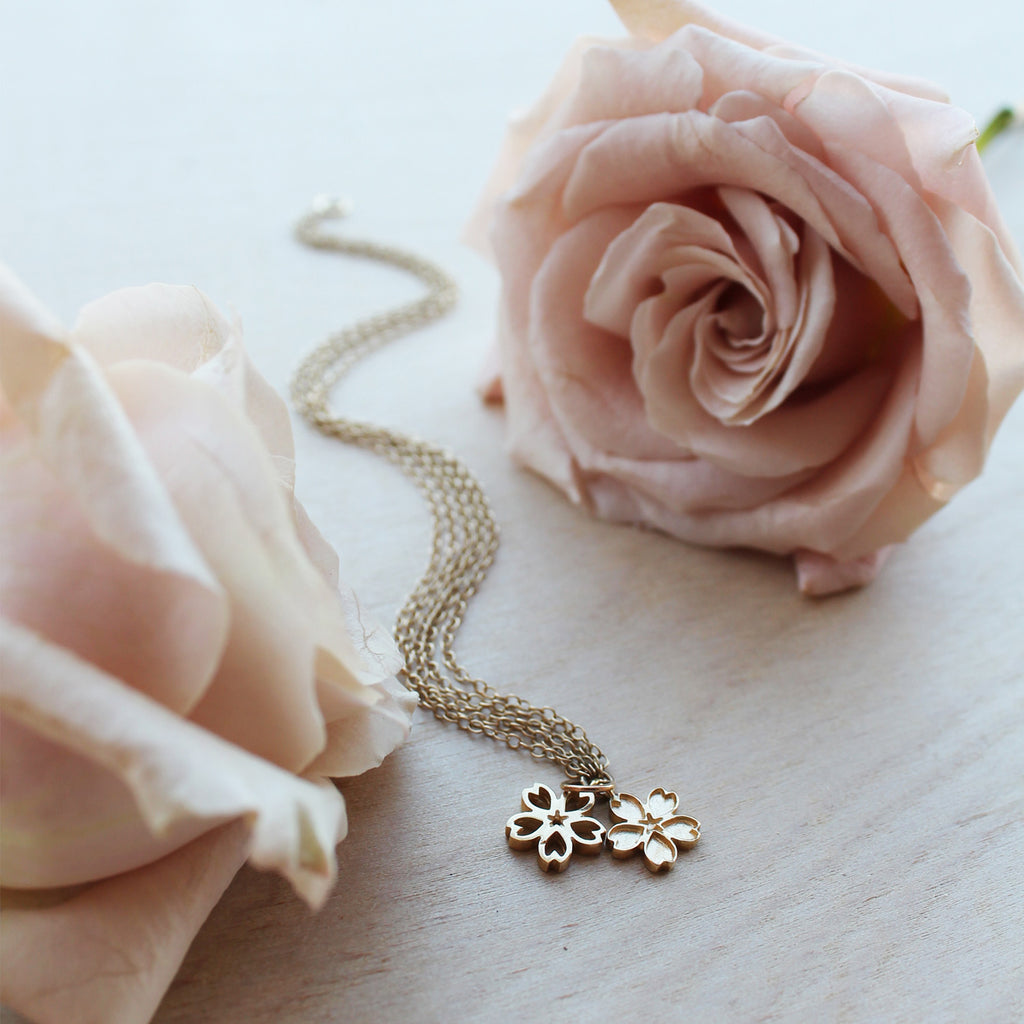 Sakura 5-strand bracelet - Yellow Gold