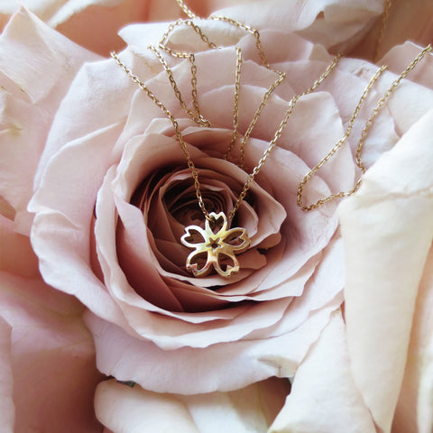 Cherry Blossom Rei Sakura Necklace - Small, Yellow Gold