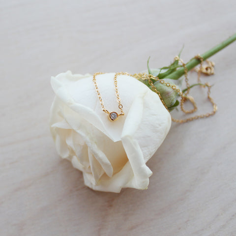Yuuyake Necklace - clear diamond, yellow gold